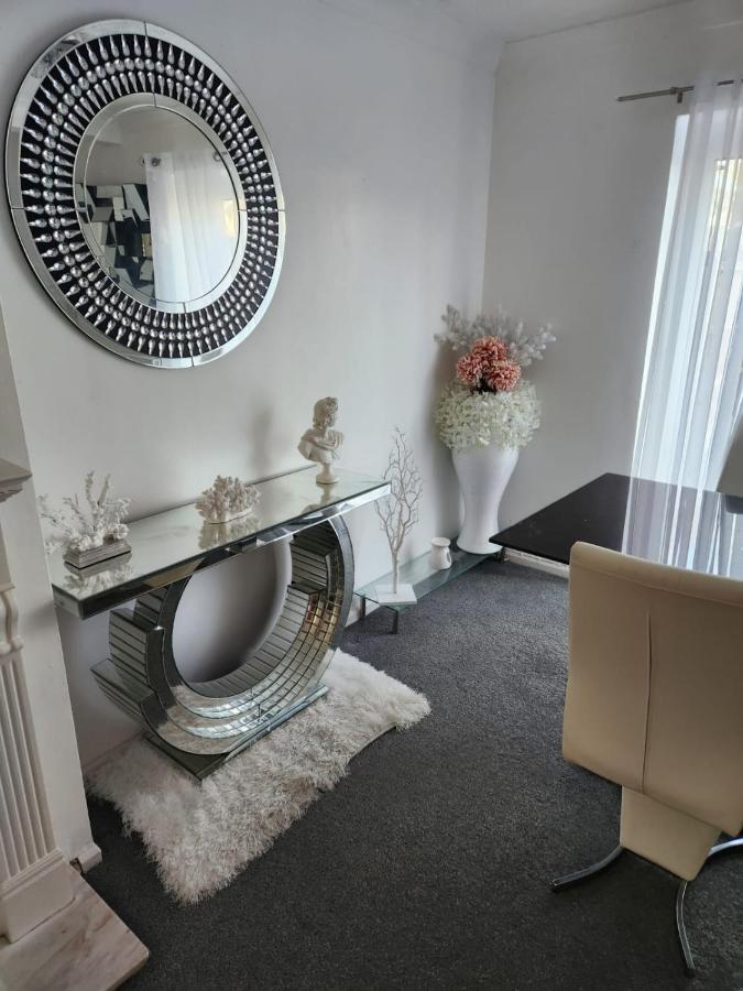 בסילדון Private Luxurious Space מראה חיצוני תמונה